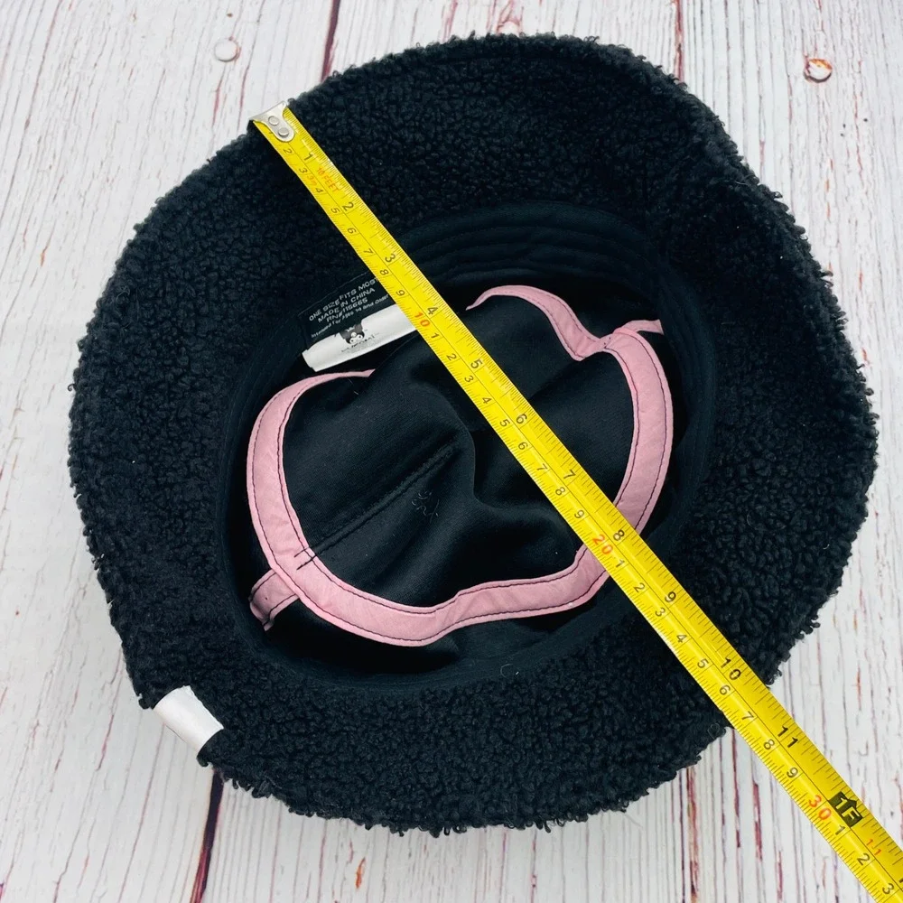 Kuromi Sanrio Bioworld Black Sherpa Faux Fur Bucket Hat with Ears SIL-34706 OSFM - Picture 8 of 8